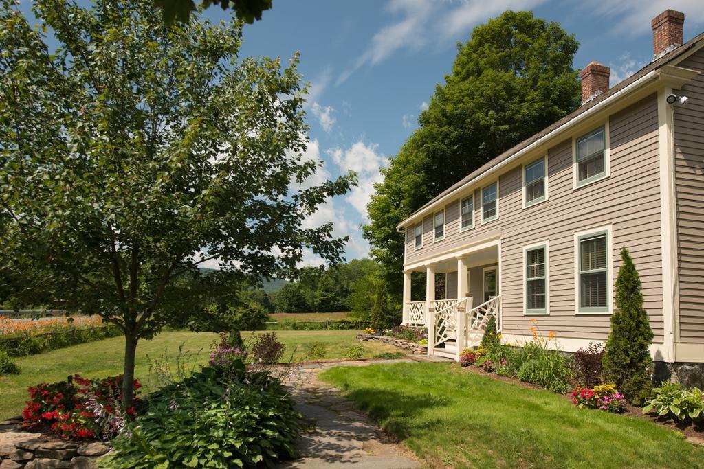 Deer Brook Inn Woodstock Exterior photo